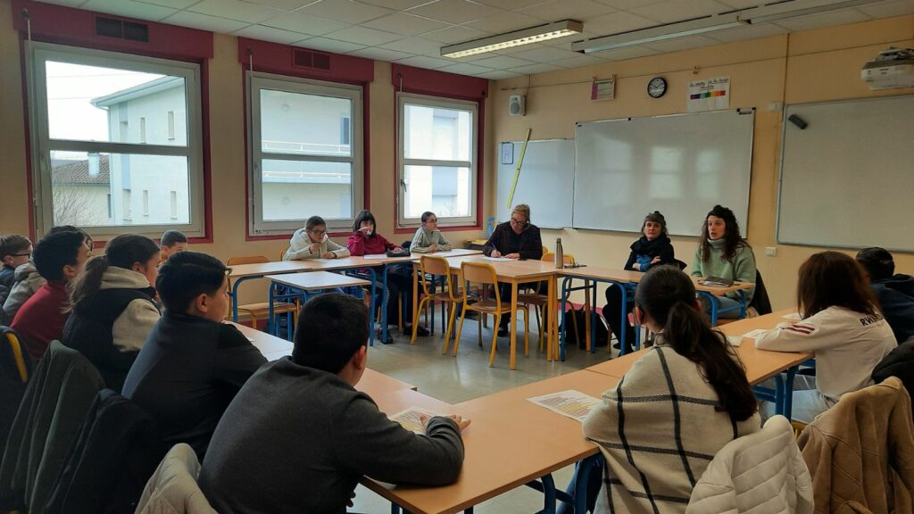 Rencontre avec la réalisatrice Clémentine Carrié au collège Pyrénées de Tarbes